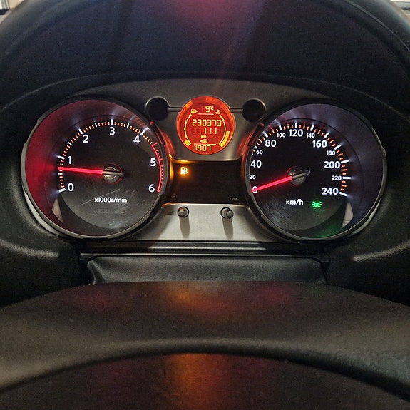 Nissan Qashqai+2 3 of 5