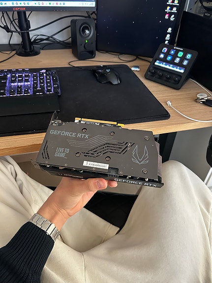 Product image 2 of 3