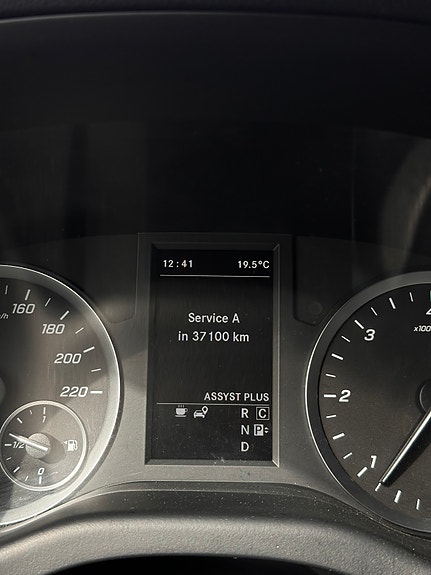 Mercedes-Benz Vito 119 9 of 15