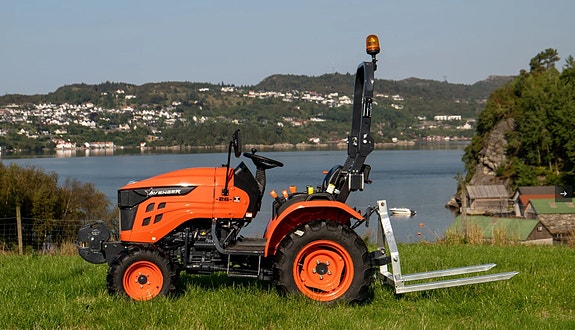 Avenger 4x4 minitraktor