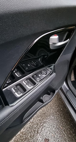 Kia Niro 9 of 15