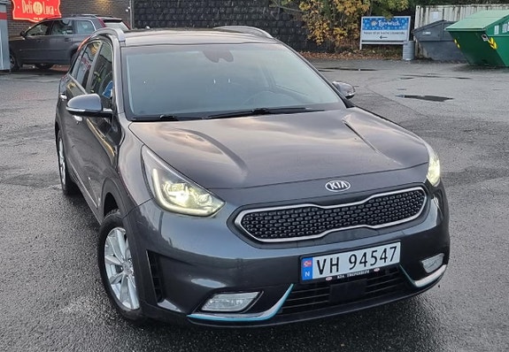 Kia Niro 2 of 15