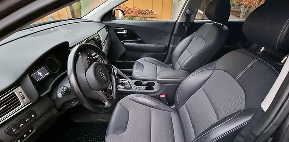 Kia Niro 8 of 15