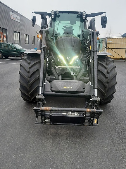 Valtra N175 Versu 2022, kr 1 345 000,-