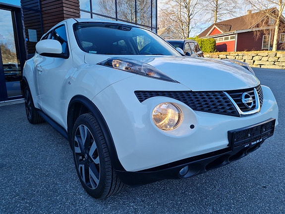 Nissan Juke 2 of 5