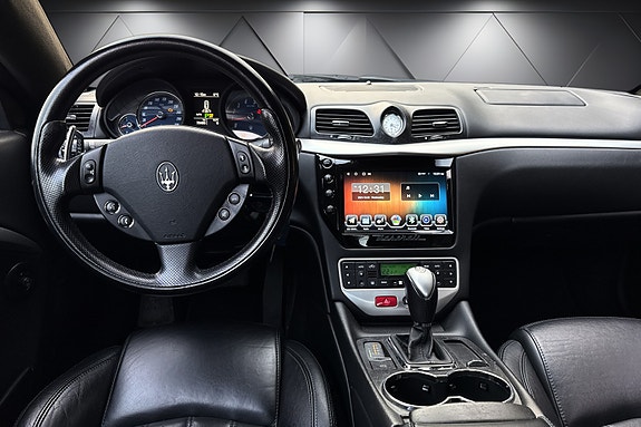 Maserati GranTurismo 13 of 21