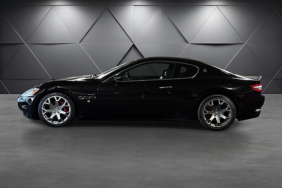 Maserati GranTurismo 8 of 21