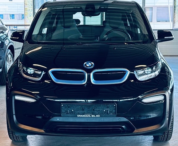 BMW i3 2 of 7