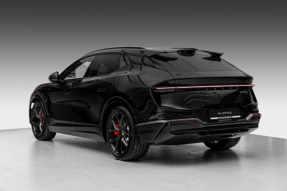 Lotus Eletre 5 of 5