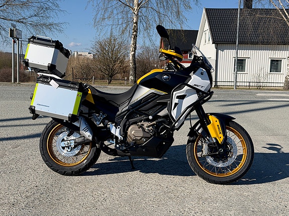 QJ Motor SVT 650X - Adventure - Koffertsett 2 of 5
