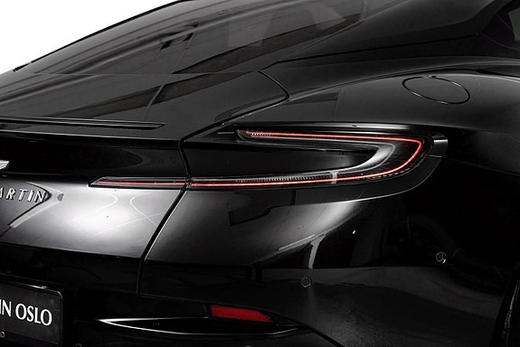 Aston Martin DB12 12 of 30
