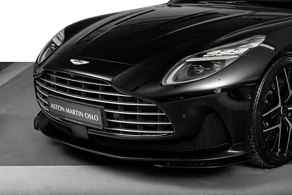 Aston Martin DB12 2 of 5
