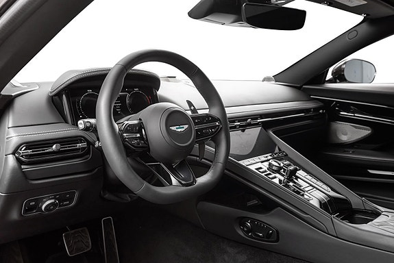 Aston Martin DB12 20 of 30