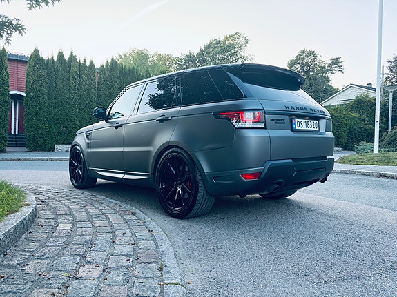 Land Rover Range Rover Sport 11 of 30