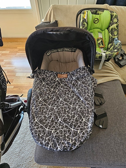 Product image 9 of 10