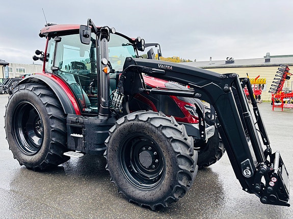 Valtra Valtra G135 Active selges, fullfjæret, garanti 2024, kr 1 149 000,-