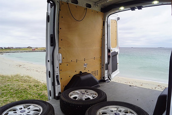 Ford Transit 14 of 26