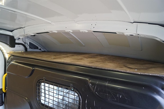 Ford Transit 17 of 26