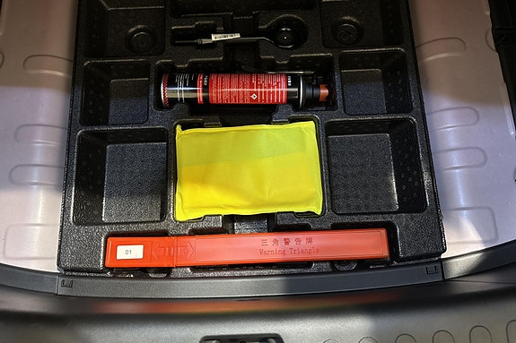 Dongfeng Box 18 of 18