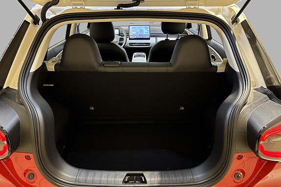 Dongfeng Box 17 of 18