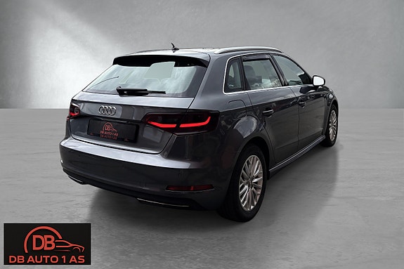 Audi A3 4 of 5