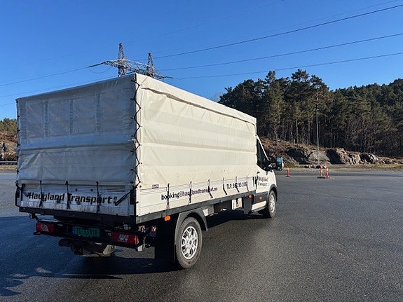 Ford Transit 11 of 24