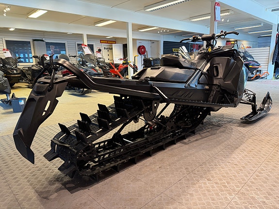 Ski-doo Summit X Expert 850 E-TEC 154" 4 of 5