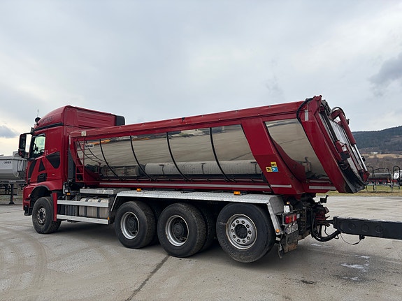 Mercedes-Benz Arocs 8x4 Istrail asfalt 7 of 12