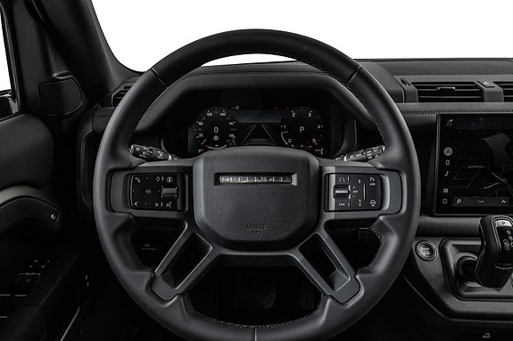 Land Rover Defender 110 10 of 30