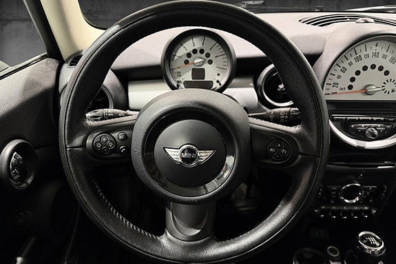 MINI One 12 of 20