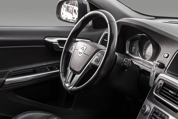 Volvo V60 23 of 24