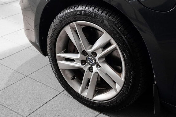 Volvo V60 9 of 24