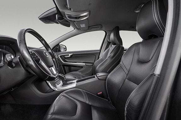 Volvo V60 10 of 24