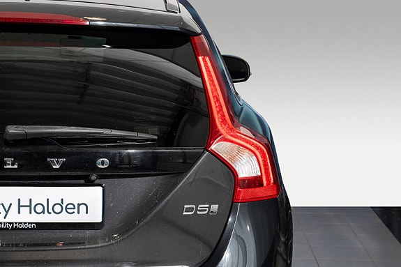 Volvo V60 8 of 24