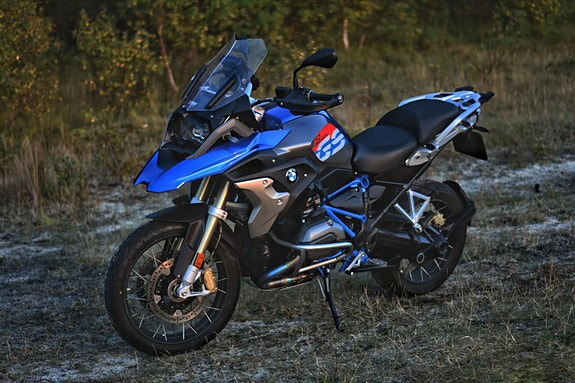 BMW R 1200 GS Rallye / Akrapovic / Top boks / Side boks