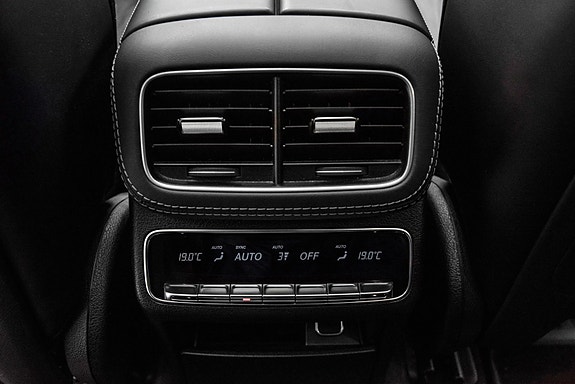 Mercedes-Benz GLS63 20 of 30