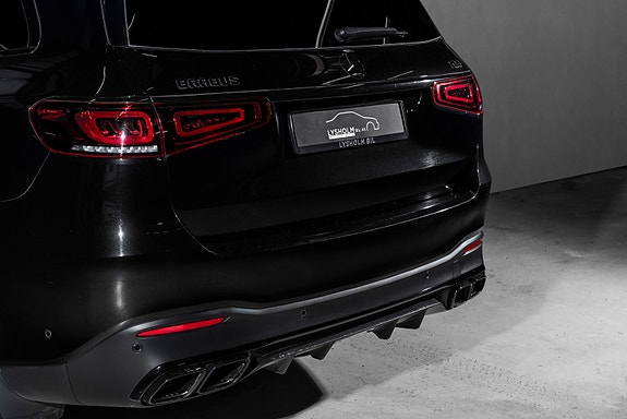 Mercedes-Benz GLS63 6 of 30