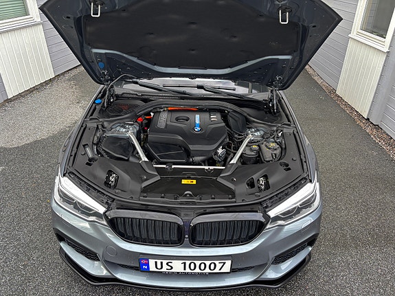 BMW 530e 26 of 29