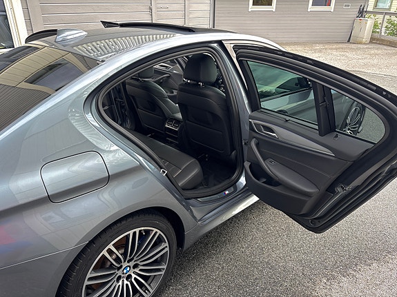 BMW 530e 19 of 29