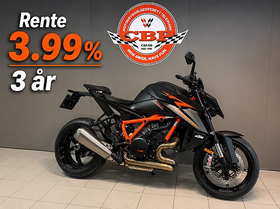 KTM 1390 Super Duke R 2 of 5