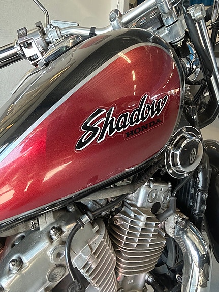 Honda VT 800 Shadow 8 of 15