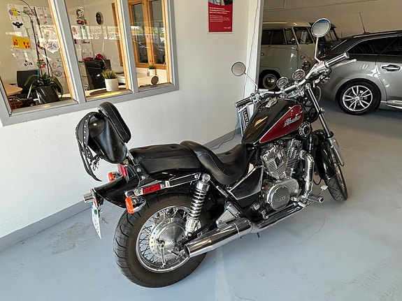 Honda VT 800 Shadow 5 of 15