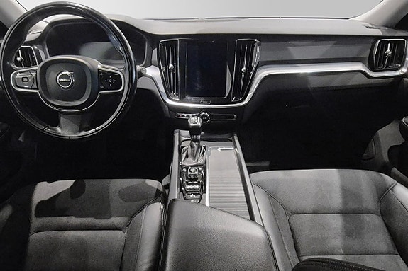 Volvo V60 11 of 30