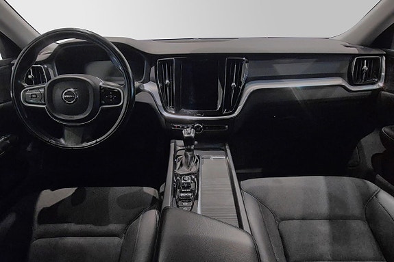 Volvo V60 12 of 30