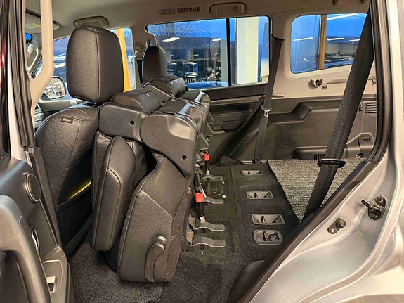 Mitsubishi Pajero 11 of 30