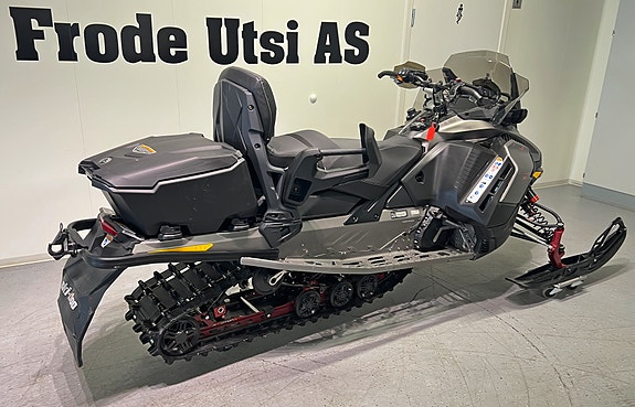 Ski-doo Renegade X-RS 900 ACE Turbo R SAS VIP 2-seter 2 of 5