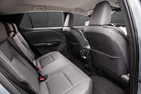 Lexus RZ450e 15 of 20