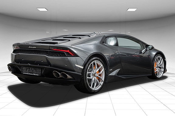 Lamborghini Huracan 27 of 30