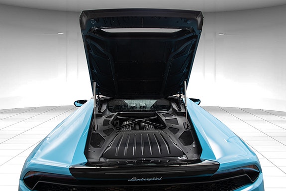 Lamborghini Huracan 21 of 30