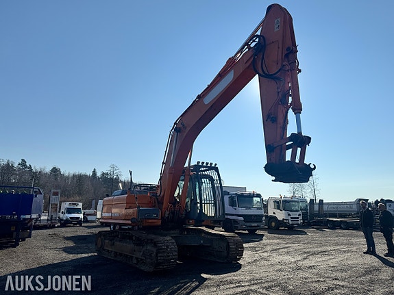 Doosan Gravemaskin DX300LC 3 of 5
